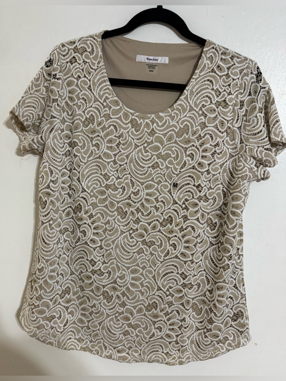 TanJay White Lace Overlay on Beige Knit Short Sleeve Top Size M NWT